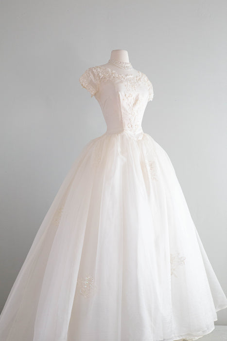 Breathtaking 1950's Ivory Couture Wedding Gown In Silk Organza / Small