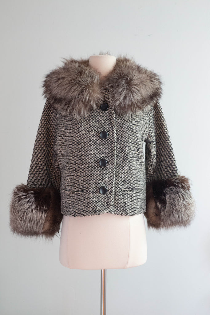 Luxurious 1960's Wool Tweed Jacket With Fur Collar / Medium