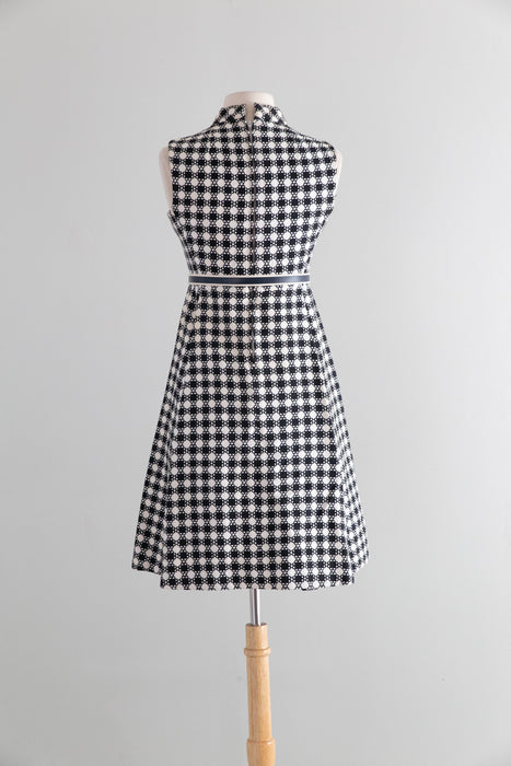 Fabulous 1960's Teal Traina Black & White Jacquard Mod Mini Dress / Small