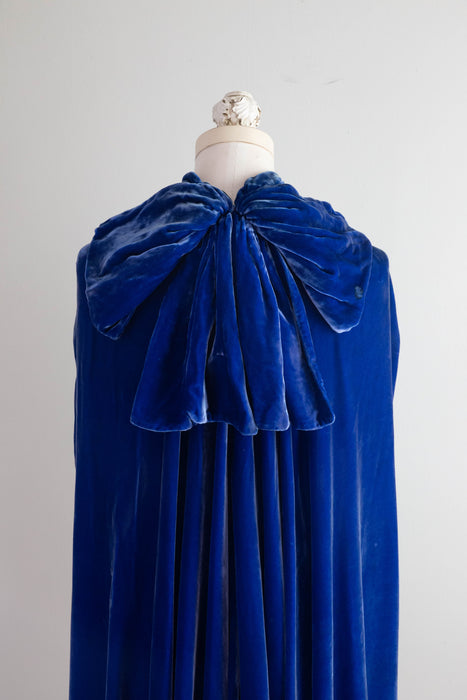 Stunning 1930's Sapphire Silk Velvet Evening Cape / OSFM