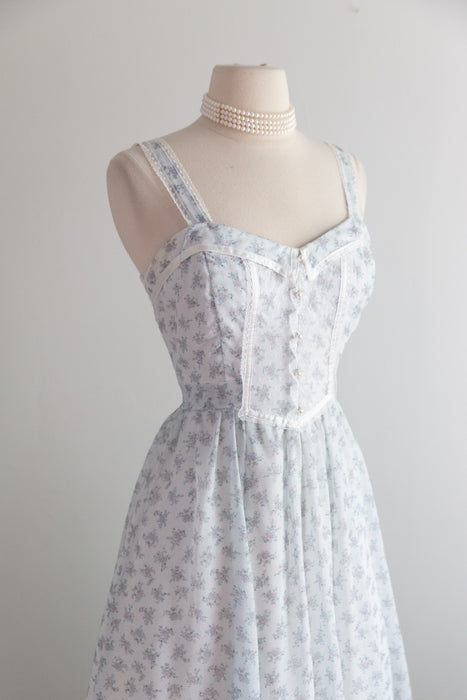 Vintage 1970's Gunne Sax Dress in Floral Cotton with Lace Corset Bodice / SM