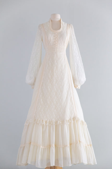 Vintage 1970's Gunne Sax Dress Wedding Gown With Billowing Lace Sleeves / SM