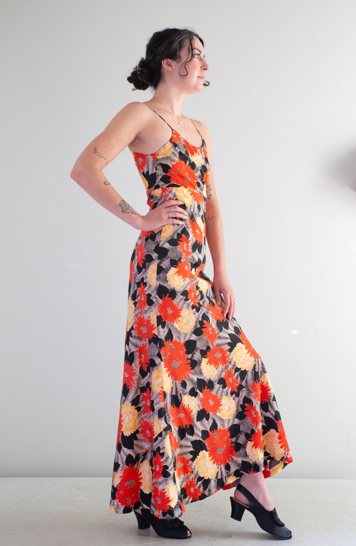 Stunning 1930's Swirling Floral Print Slip Dress / XS – Xtabay Vintage