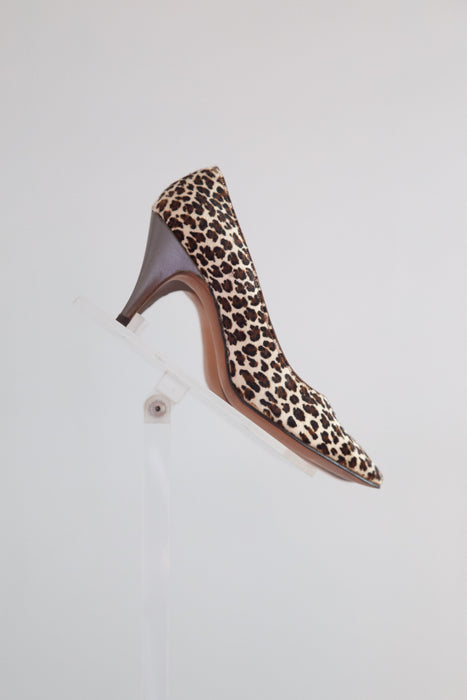 Early 1960's Henry Waters "Shoes of Consequence" NOS Leopard Print Pumps / 5.5 m
