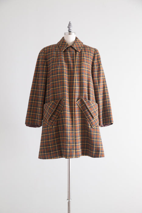 Classic 1940's Swansdown For Forstmann Plaid Wool Swing Coat / ML