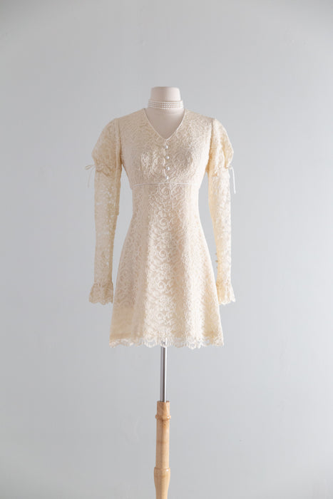 Darling 1960's Mini Mod Ivory Lace Wedding Dress / S
