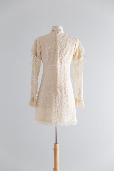 Darling 1960's Mini Mod Ivory Lace Wedding Dress / S