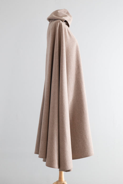 Elegant 1970's Hooded Wool Cape From The Clothes Horse / OS