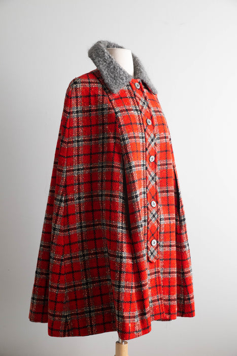 Fabulous 1960's Pendleton Wool Plaid Button Down Cape / OS