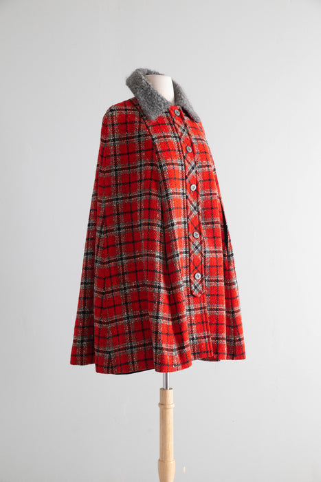 Fabulous 1960's Pendleton Wool Plaid Button Down Cape / OS