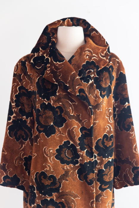Fabulous 1960's Autumnal Floral Velveteen Tapestry Coat / OS