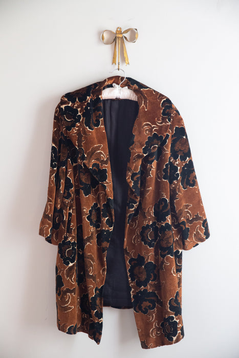 Fabulous 1960's Autumnal Floral Velveteen Tapestry Coat / OS