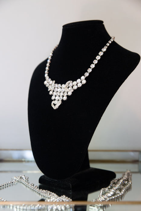 Stunning 1950's Rhinestone Statement Necklace / Choker