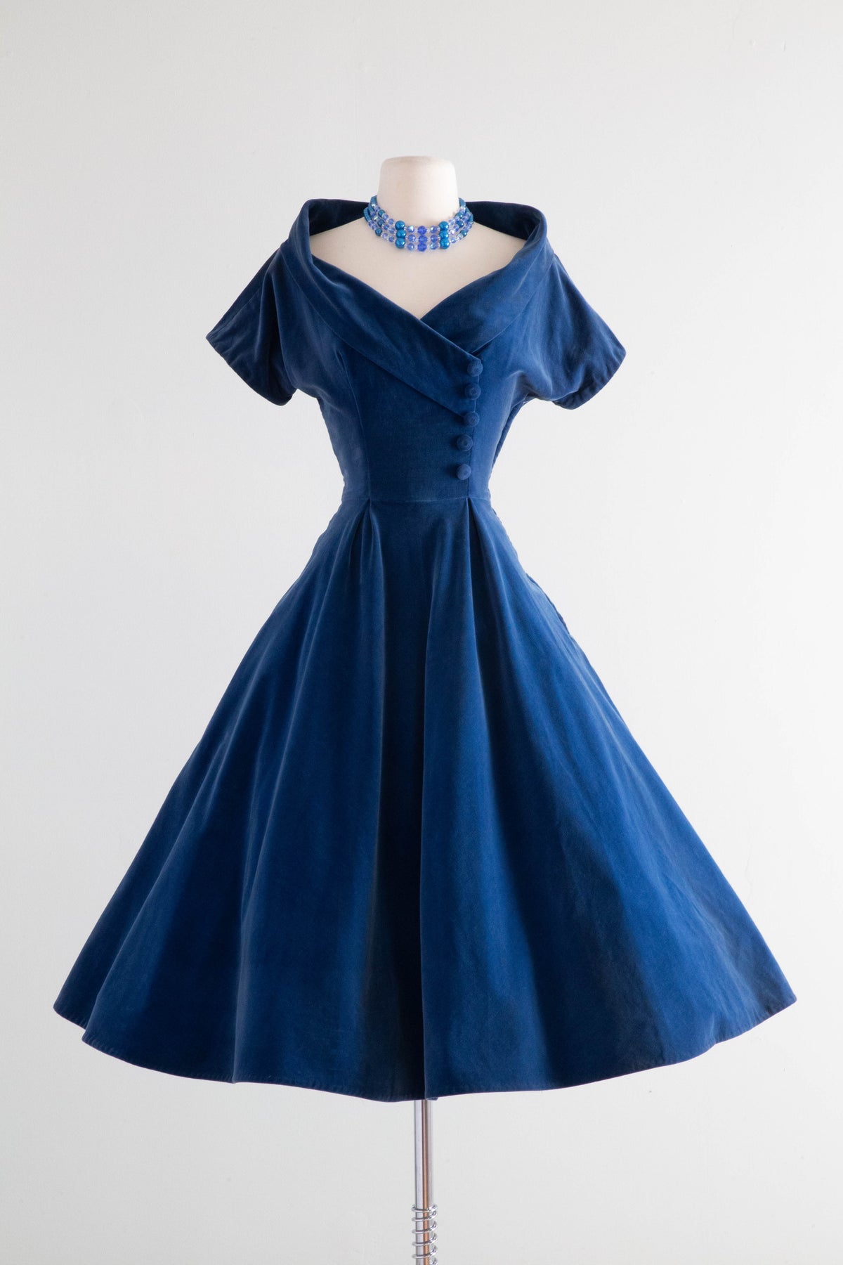 Divine 1950's Blue Velvet Party Dress / Small