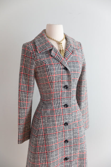 Timeless Chic 1960's I.Magnin Wool Houndstooth Coat / SM