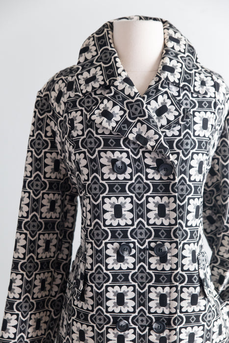 Fab 1960's Black & White Op Art Tapestry Coat / ML