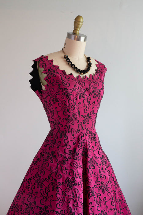 Vintage 1950's Dahlia Pink & Black Party Dress / XS