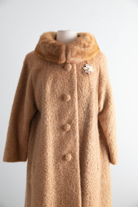Elegant 1950s Lipman’s Carillon Wool Bouclé Coat with Mink Collar / ML