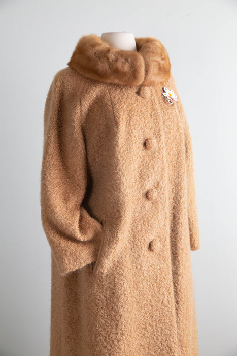 Elegant 1950s Lipman’s Carillon Wool Bouclé Coat with Mink Collar / ML