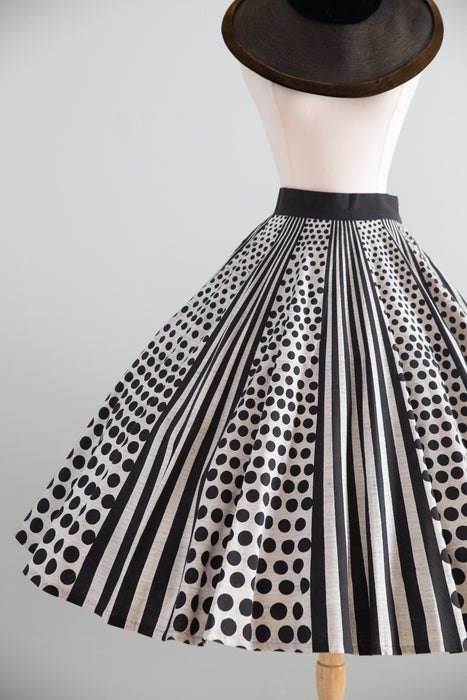 Fantastic 1950's Londy of Mexico Hand Painted Circle Skirt / S