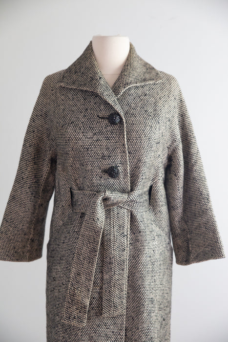 Chic 1960's Mollie Parnis Sculptural Wool Tweed Coat / SM
