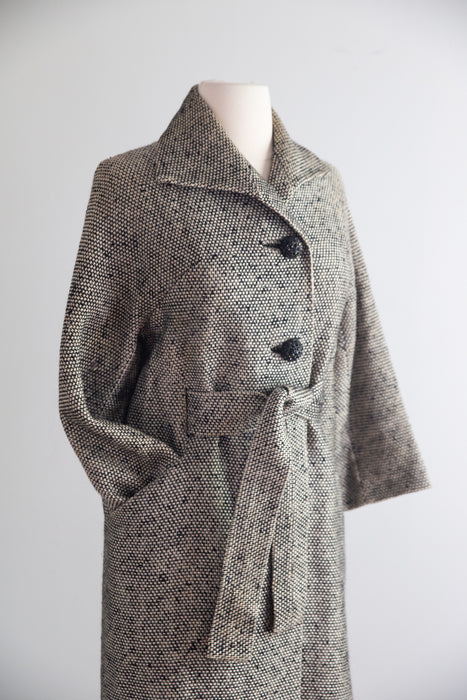 Chic 1960's Mollie Parnis Sculptural Wool Tweed Coat / SM