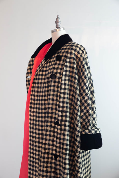 Stunning 1950’s Forstmann Wool Swing Coat With Shocking Pink Lining / ML