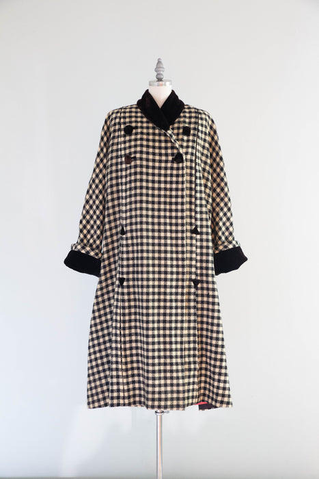 Stunning 1950’s Forstmann Wool Swing Coat With Shocking Pink Lining / ML