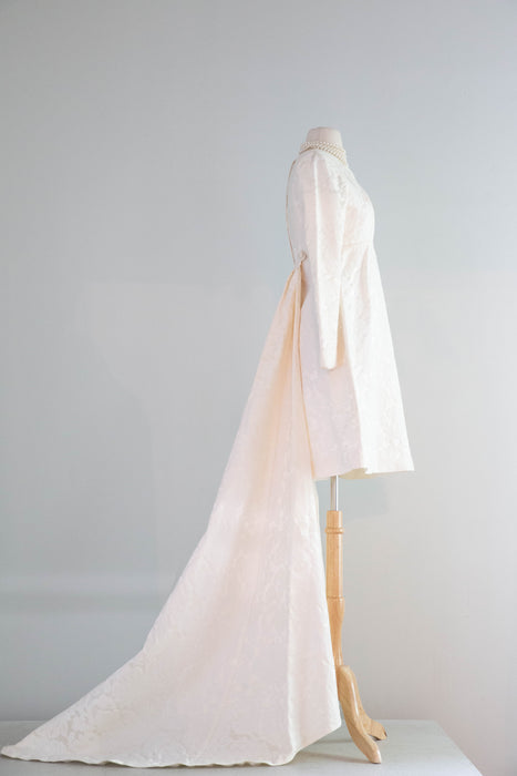 Fabulous 1960’s Ivory Brocade Wedding Gown With Detachable Train / xs