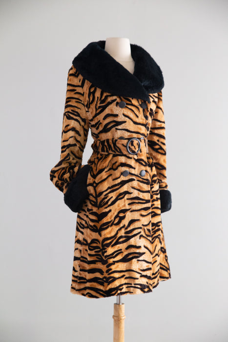 Iconic 1960's Tiger Print Faux Fur Princess Style Coat / M
