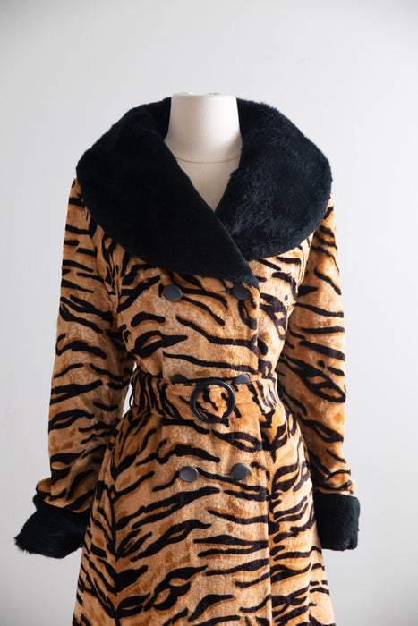 Iconic 1960's Tiger Print Faux Fur Princess Style Coat / M