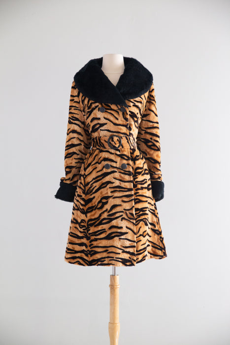 Iconic 1960's Tiger Print Faux Fur Princess Style Coat / M