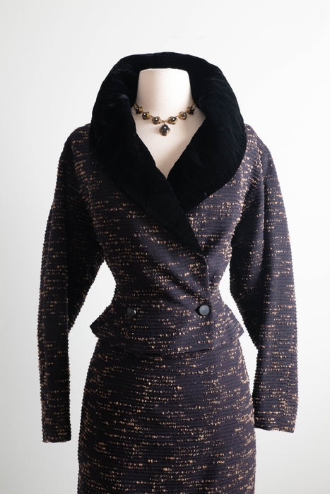 Elegant 1950's "New Look" Lilli Ann Suit With Velvet Shawl Collar and Nipped Waist / SM