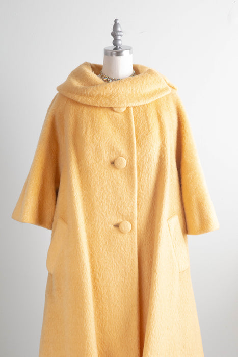 Glamorous 1960's Lilli Ann Honeymoon Mohair & Wool Swing Coat / SM