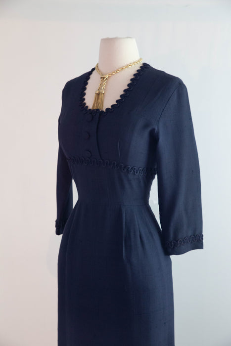 Elegant 1950's Navy Blue Silk Wiggle Dress With Pockets / S