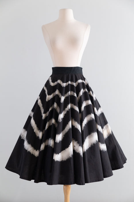 Fabulous 1950's Hand Painted Full Circle Skirt From Mexico / XS