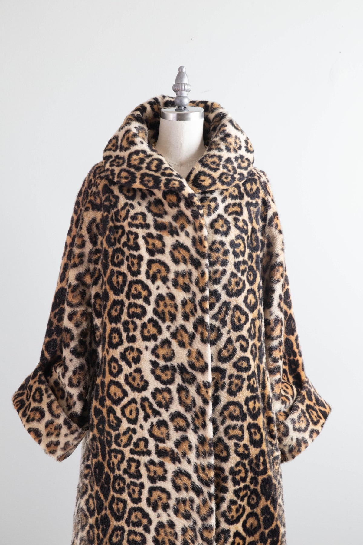 Vintage Faux Fur Leopard Swing Coat KC Collections USA Vegan store Size XL Olefin