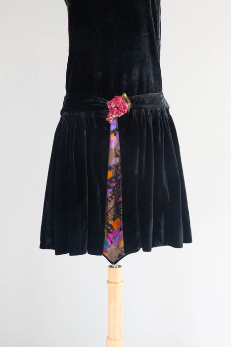 Beautiful 1920's Velvet Flapper Dress With Ribbon Work Grapes / Small