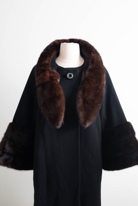 Gorgeous Late 1950's Blin & Blin Wool Cocoon Coat With Mink Trim / ML