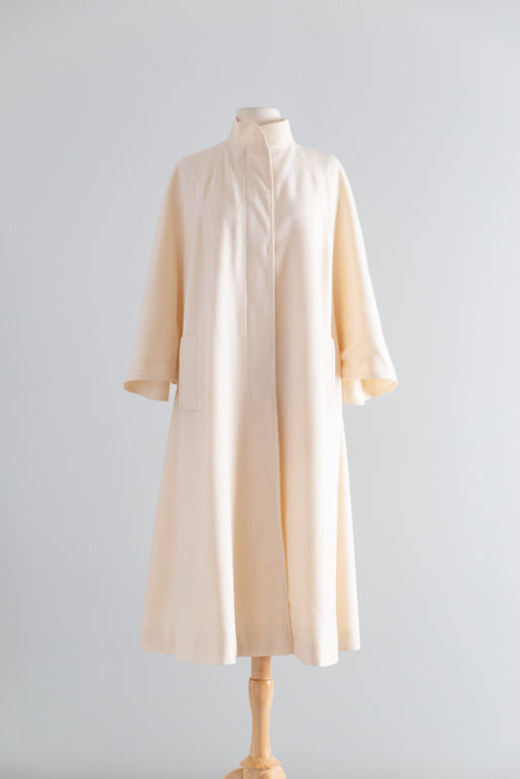 Architectural Geoffrey Beene For Gallant Ivory Wool Gabardine Trapeze Coat, Early 80's / ML