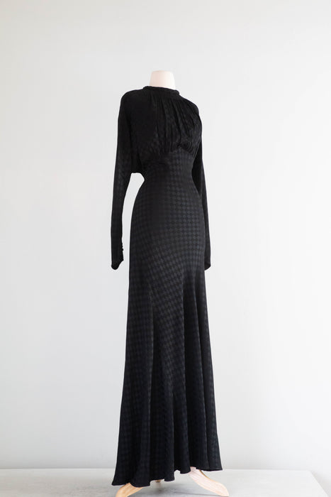 Dramatic 1930's OLD HOLLYWOOD Black Checkered Crepe Bias Cut Evening Gown / ML