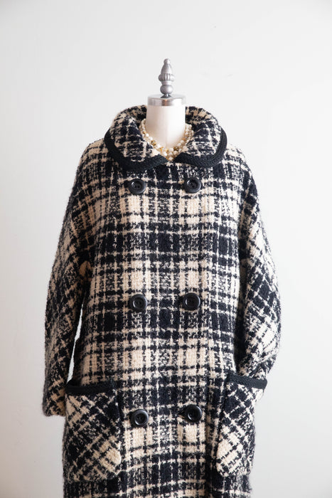 Classic 1960s Modelia Black and Ivory Wool Boucle Cocoon Coat / M