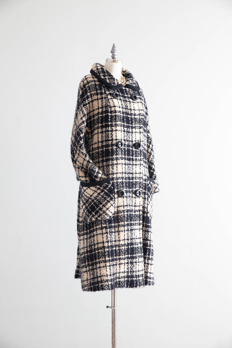 Classic 1960s Modelia Black and Ivory Wool Boucle Cocoon Coat / M
