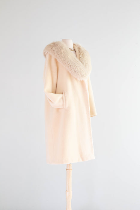 Glamorous 1950's Vanilla Wool Cocoon Coat With Dramatic Fur Collar / Medium