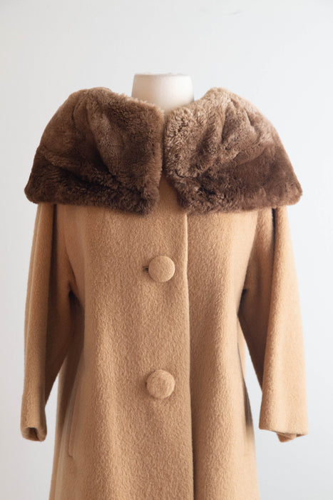 Classic 1950’s Charles Talbot Camel Cocoon Coat With Luxurious Fur Collar / SM