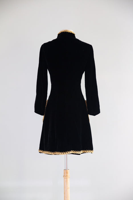 Iconic 1960's Oscar de La Renta Black Velvet Cocktail Dress / SM