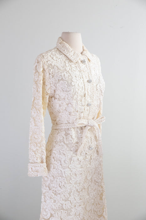 Elegant 1960's Vanilla Soutache & Lace Cocktail Dress / M