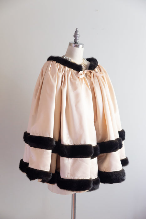 Fabulous Vintage Custom Made Satin Cape With Fur Trim by Ann Gish / OS