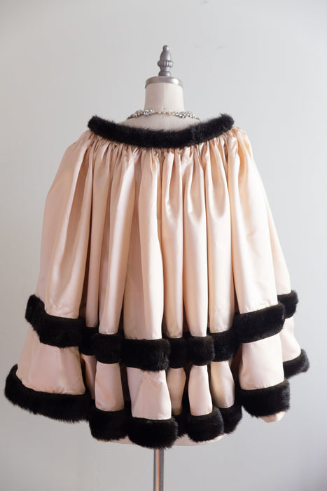 Fabulous Vintage Custom Made Satin Cape With Fur Trim by Ann Gish / OS