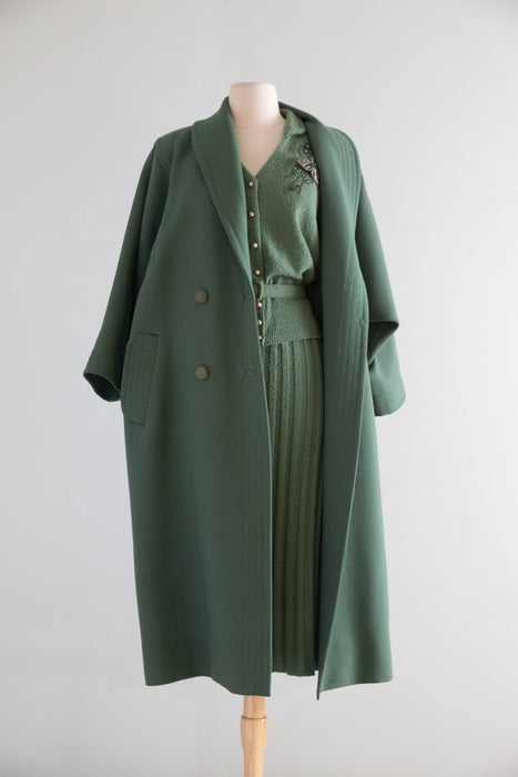Stunning 1950’s Sage Green Ladies Wool Overcoat / ML